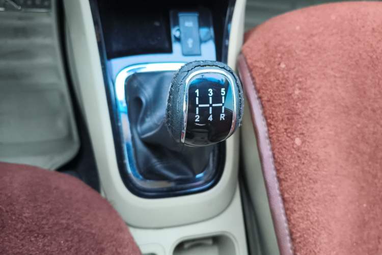 Used Chery E3 2013 1.5L Manual ZhiShang Model