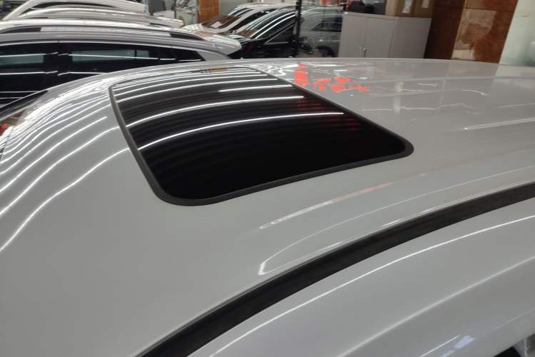 Used Toyota Sienna 2021 2.5L Hybrid Premium Edition
