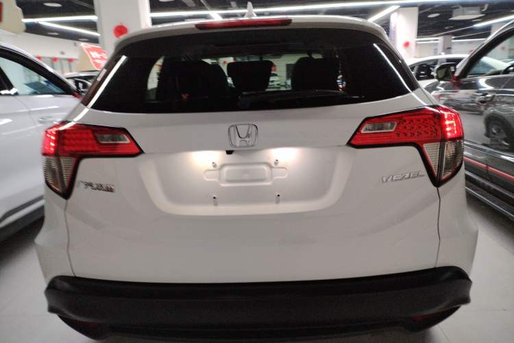 Used Honda Vezel 2019 1.5L CVT Pioneer Edition China VI