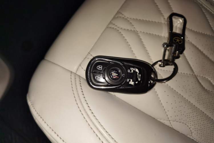 Used Buick GL8 2020 Avenir Avia Four-Seat Luxury Edition