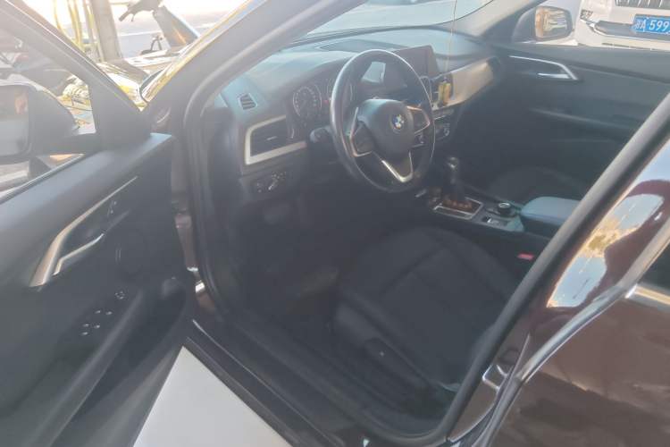 Used BMW 1 Series 2018 118i Fashion Model
