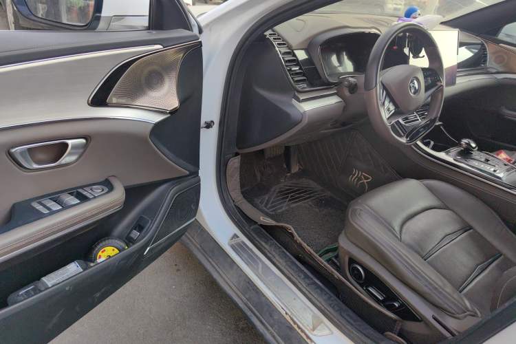 Used BYD Han 2020 EV Long-Range Luxury Model