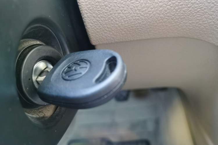 Used Volkswagen Bora 2013 1.6L Manual Comfort Model
