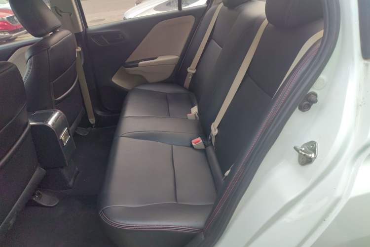 Used Honda Greiz 2016 1.5L CVT Classic Edition
