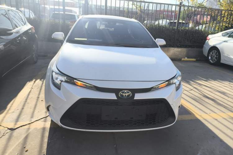 Used Toyota Levin 2021 Dual-Motor 1.8H E-CVT Leading Edition
