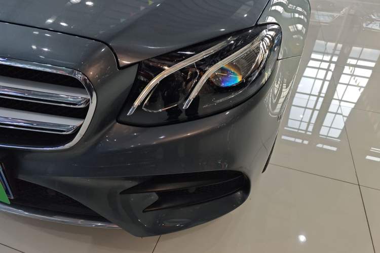 Used Mercedes-Benz E-Class 2020 E 300 L Sporty and Stylish Model