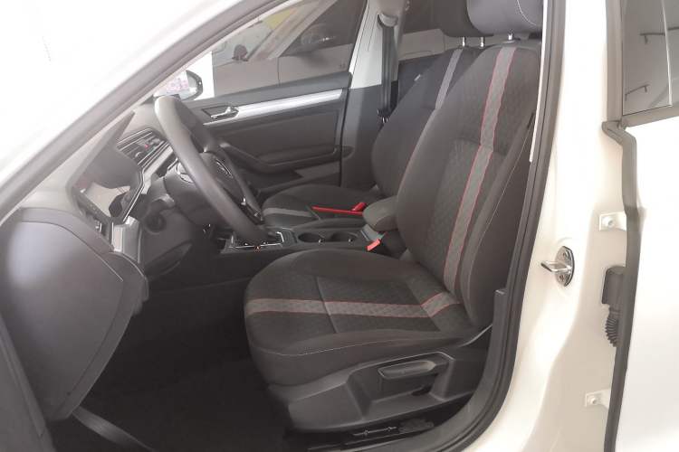 Used Volkswagen Lamando 2021 230TSI DSG Fashion Edition
