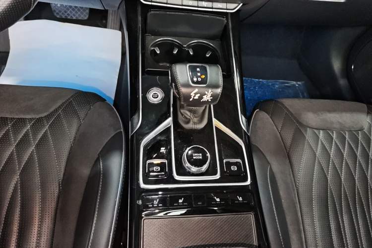 Used Hongqi HS5 2022 Revised Version 2.0T Smart Connect Flagship Edition