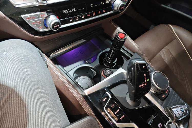 Used BMW 5 Series 2022 Restyled 530Li Leading Edition M Sport Package