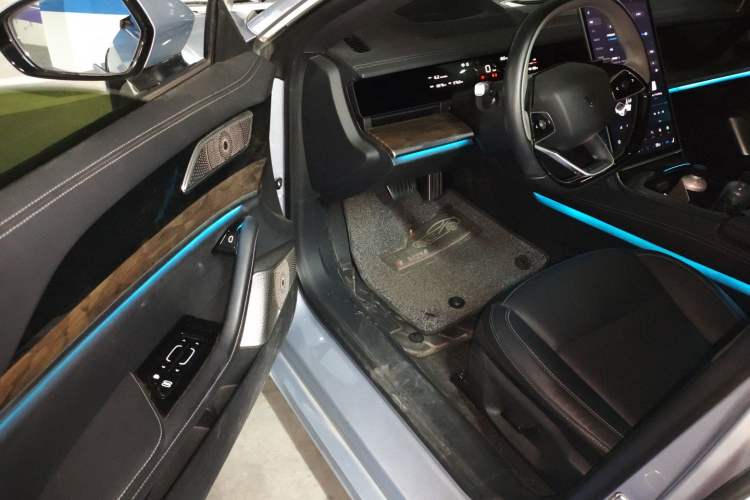 Used NETA S 2022 Pure Electric 715 km Range Rear-Wheel Drive Mid-Range Version