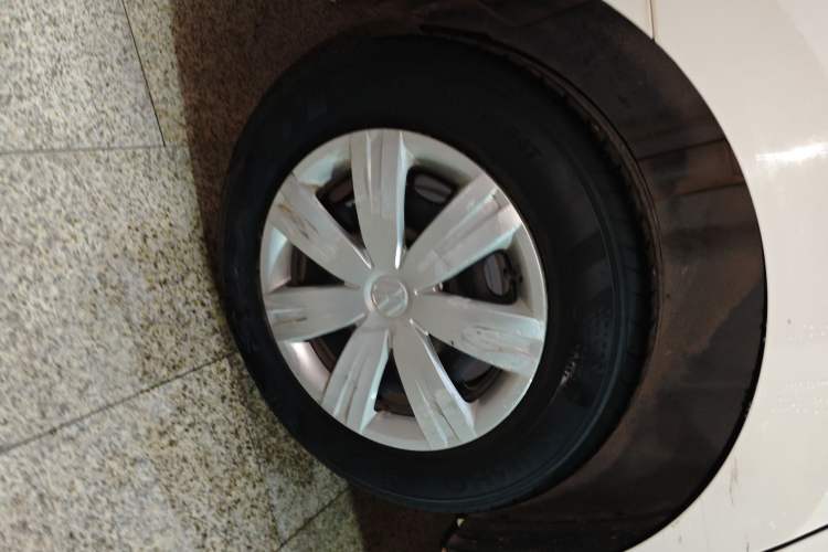 Used Volkswagen Jetta 2015 Value Edition 1.6L Manual Fashionable Style
