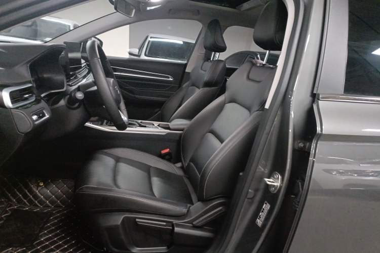 Used Geely Auto Emgrand 2023 4th Generation Champion Edition 1.5L CVT Prestige Model
