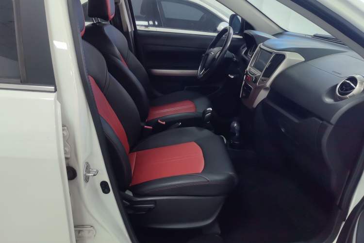 Used Haval H1 2016 Red-Label 1.5L AMT Luxury Model
