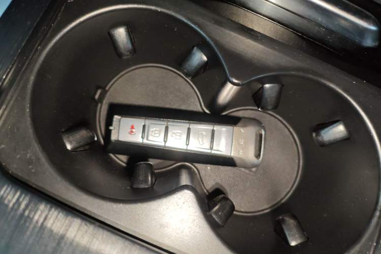 Used Wey VV5 2017 2.0T Ultra-Luxury Version
