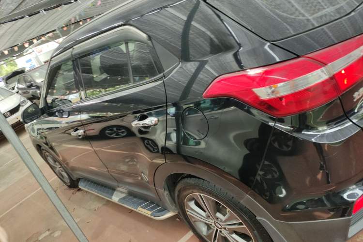 Used Hyundai ix25 2015 1.6L Automatic Two-Wheel Drive Smart GLS Trim
