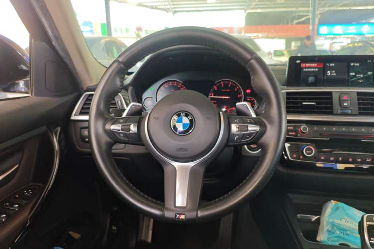 Used BMW 3 Series 2018 320Li Leading Model M Sport Package
