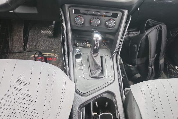 Used Volkswagen Tiguan L 2018 330TSI Automatic Two-Wheel Drive Luxury Edition
