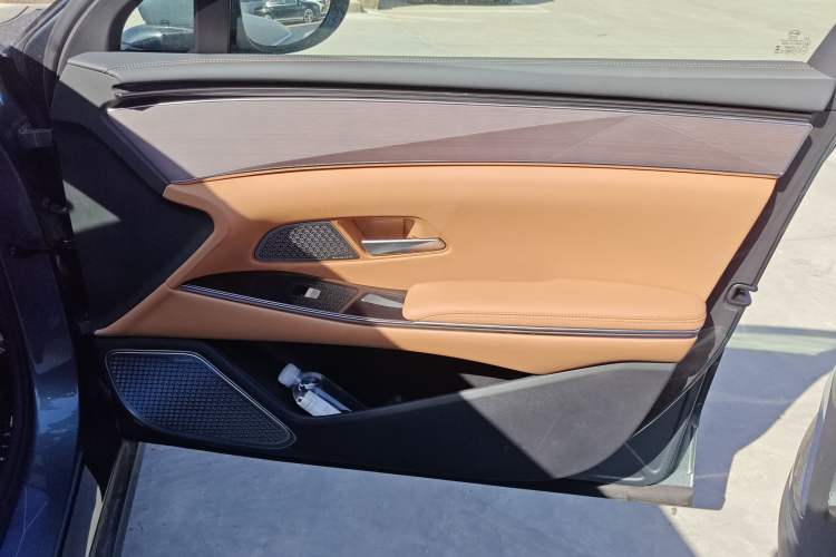 Used BYD Han L 2025 DM-p Four-Wheel-Drive LiDAR Flagship Model
