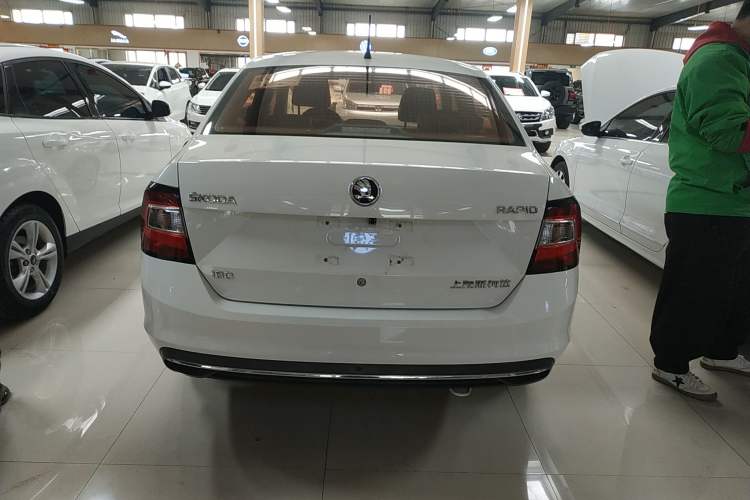 Used Skoda Rapid 2018 1.6L Manual Comfort Edition
