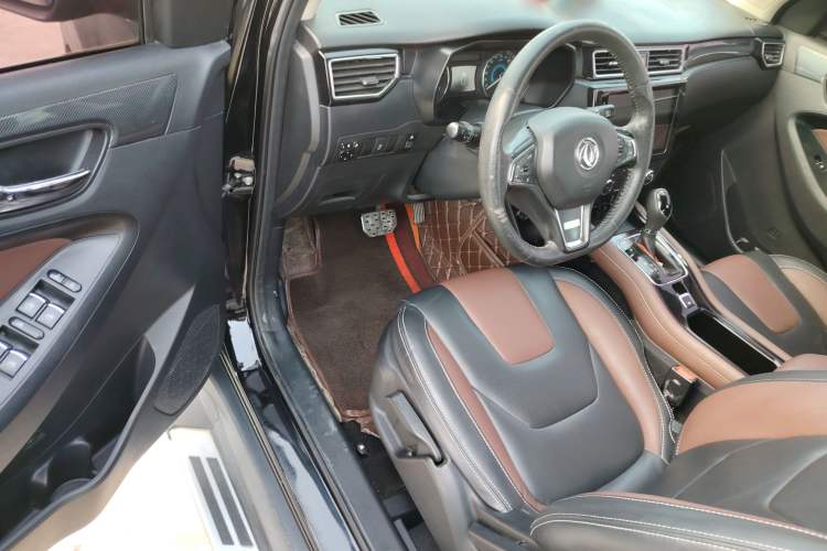 Used Dongfeng Fengon 580 2017 Revised Version 1.5T CVT Luxury Edition
