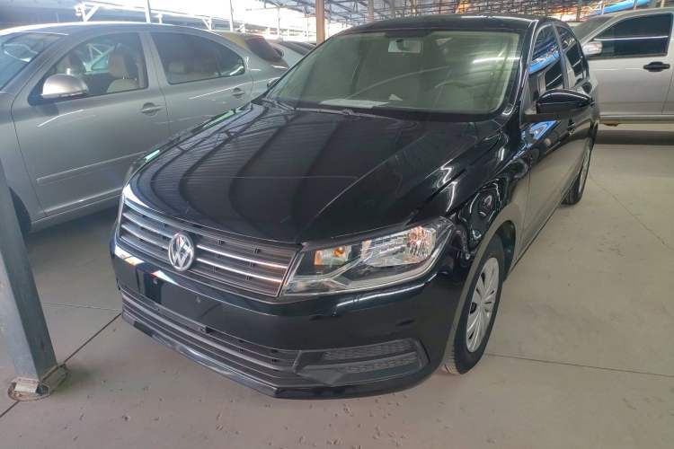 Used Volkswagen Santana 2016 1.4L Manual Fashion Edition
