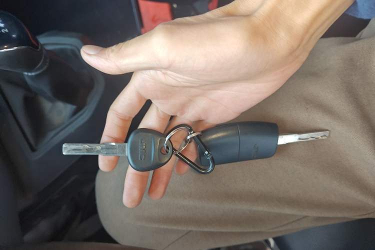 Used JMC Transit 2017 2.8T Commercial Version Short Wheelbase Mid-Roof 6/7/8-Seater JX493
