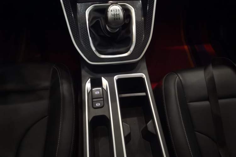 Used Haval M6 2021 PLUS 1.5T Manual Luxury Smart Connectivity Model
