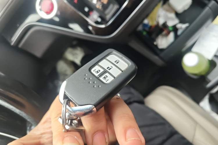 Used Honda Odyssey 2015 2.4L Luxury Edition