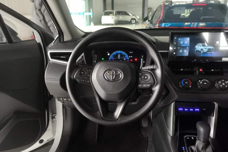 Used Toyota Corolla Cross 2024 2.0L Pioneer Edition