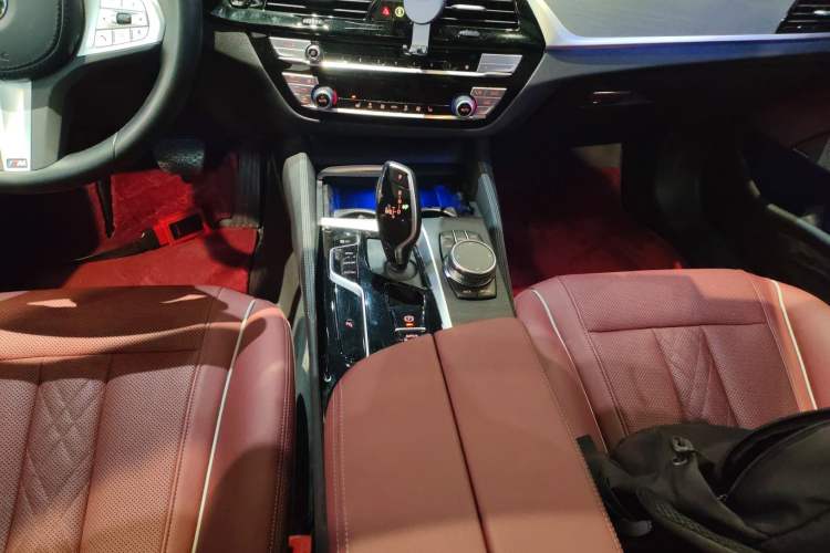 Used BMW 5 Series 2023 530Li Leading Model M Sport Package
