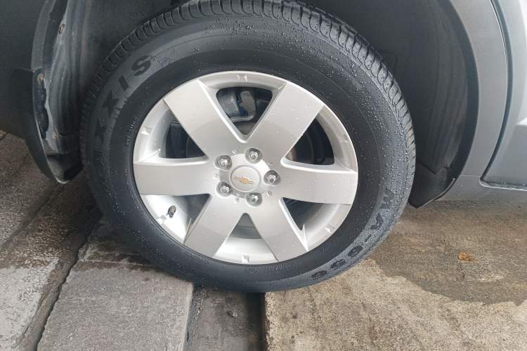 Used Chevrolet Captiva 2014 2.4L Two-Wheel Drive Urban Version 7 Seats
