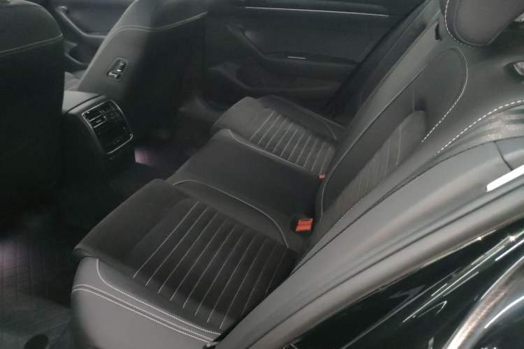 Used Volkswagen Magotan 2020 330TSI DSG Luxury Edition