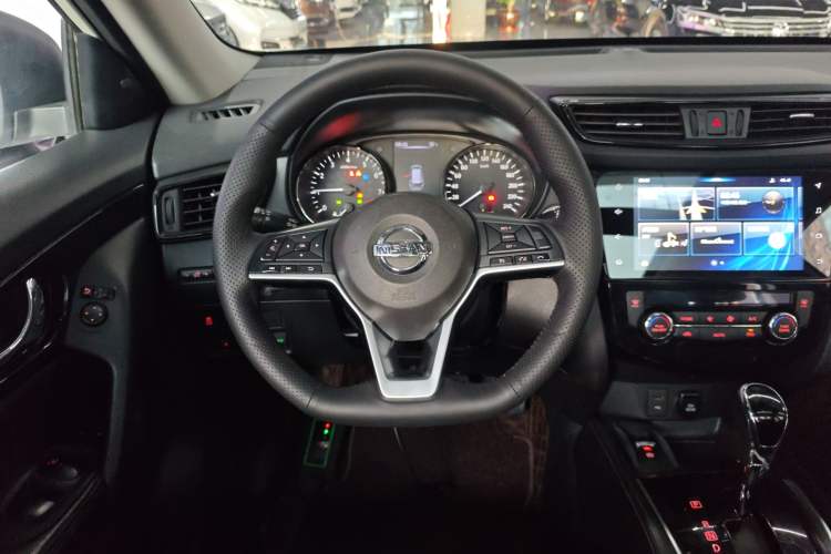 Used Nissan X-Trail 2019 2.0L CVT Smart Connect Comfort Edition 2WD
