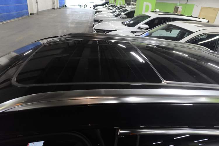 Used Buick Envision 2022 Facelift Encore S 552T Two-Wheel-Drive Luxury Model
