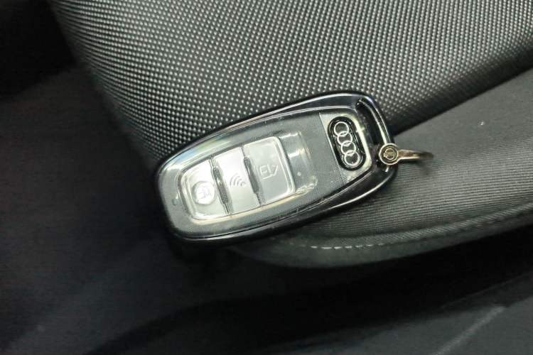 Used Audi Q2L 2021 35 TFSI Progressive Dynamic Edition
