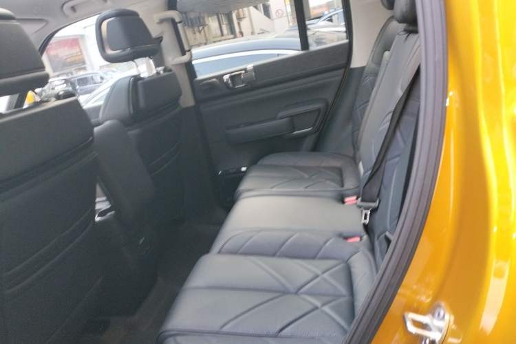 Used  Leopard 5 2023 Navigator Edition
