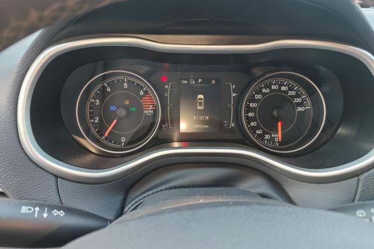 Used  Cherokee 2016 2.4L Professional Edition