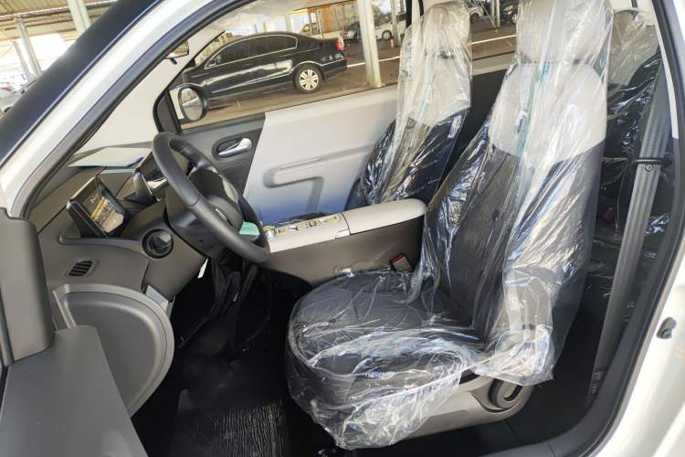 Used  Lumin 2025 205 km Xiangqin Version
