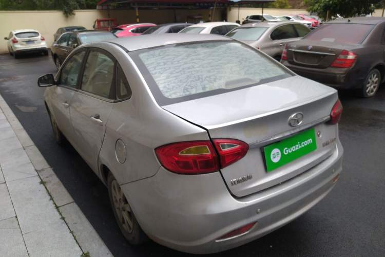 Used  J6 A30 2013 1.5L Manual Luxury Model China IV Standard
