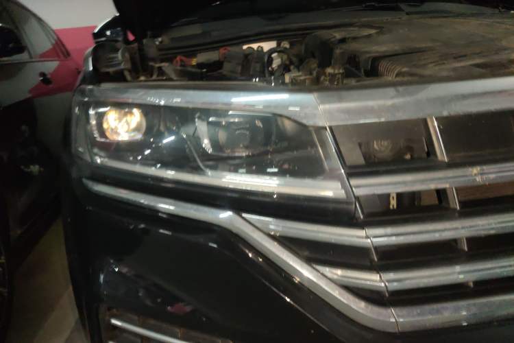 Used Volkswagen Touareg 2019 2.0TSI Ruiyi Edition China VI Standard
