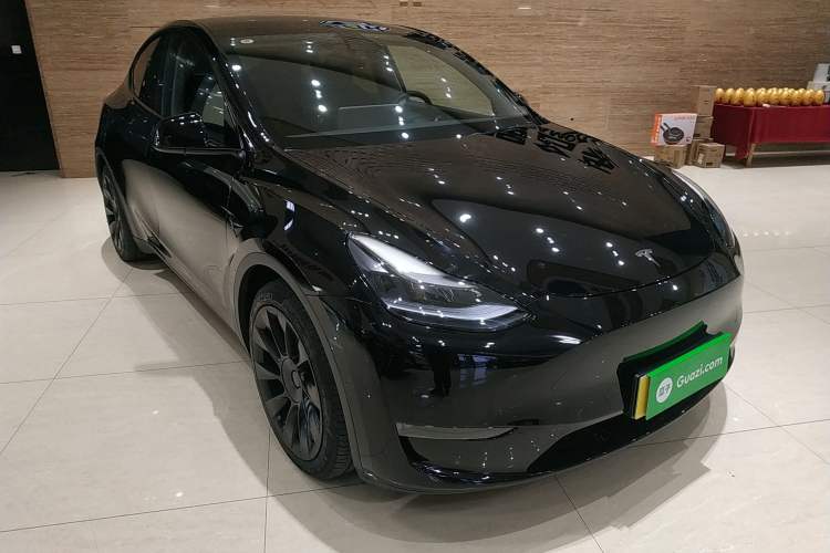 Used Tesla Model Y 2021 Standard Range Rear-Wheel Drive Version
