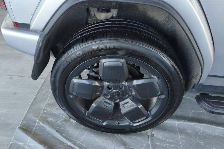 Used  V23 2025 501 Four-Wheel Drive Advanced Version
