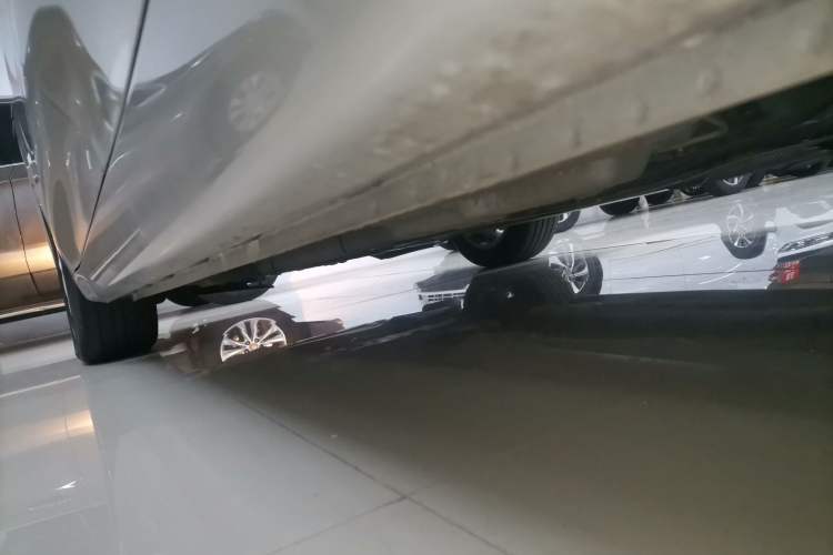 Used Roewe i5 2020 1.5L Manual 4G Connect Luxury Edition
