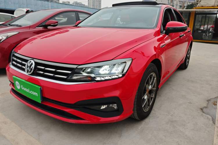 Used Volkswagen Lamando 2019 230TSI DSG Fashion Edition China V Standard