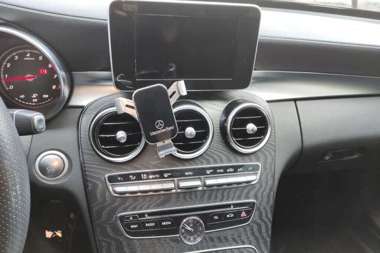 Used Mercedes-Benz C-Class 2018 C 180 L Fashion Edition Sport Version
