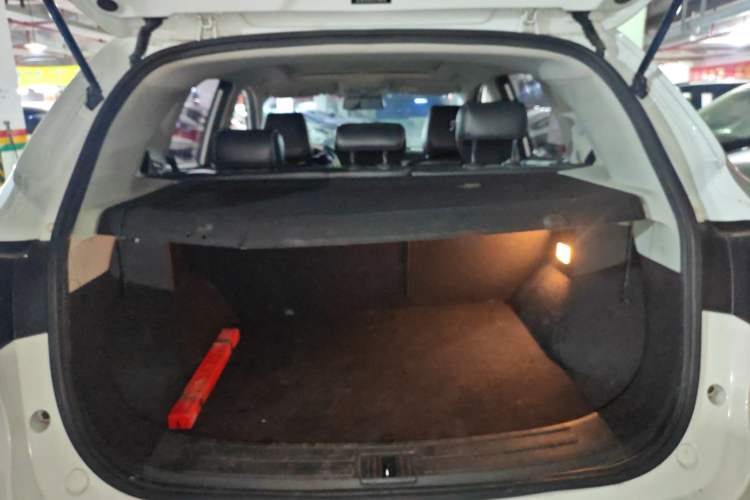 Used MG ZS 2018 1.5L Automatic Luxury Edition China V Standard