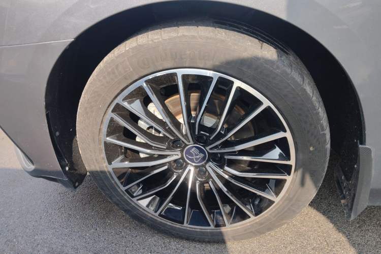 Used BYD Han 2022 DM-i 121KM Prestige Model
