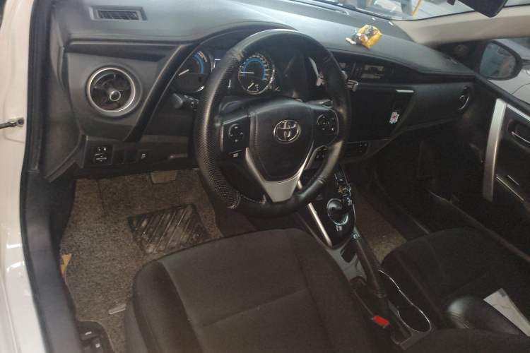 Used Toyota Corolla 2017 Revised Dual-Engine 1.8L E-CVT Leading Edition