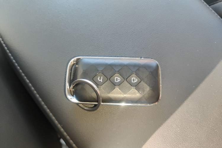 Used Wuling Jiachen 2022 1.5T CVT Smart Luxury Version
