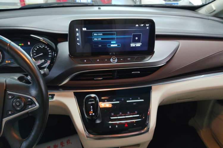 Used Buick GL8 2022 Land Business Class 652T Luxury Model
